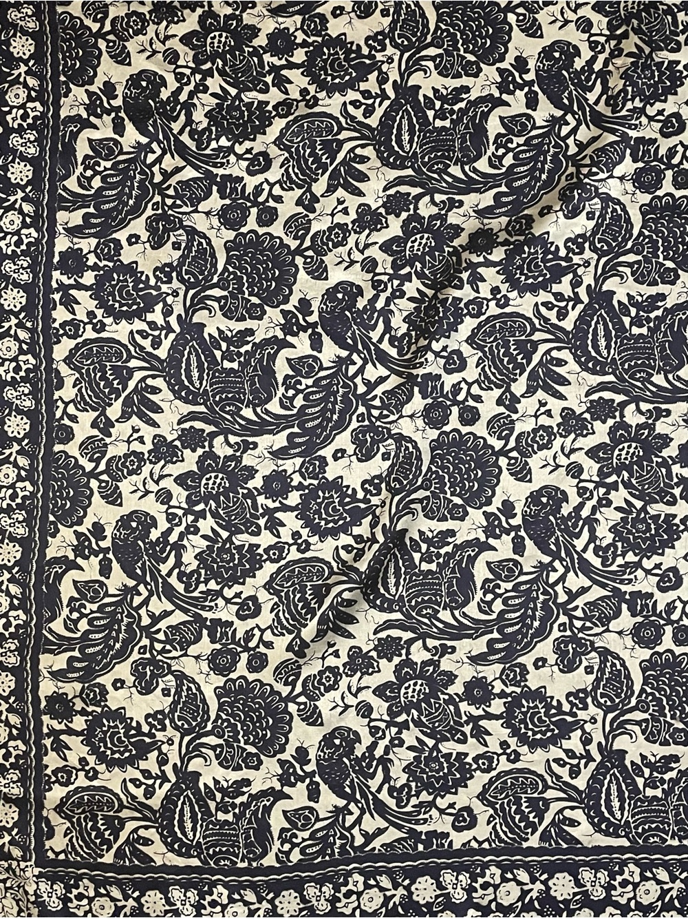 Vintage Scarf Navy Blue Cream Silk Parrot Bird Print Large 34 In Sq - Picture 5 of 10